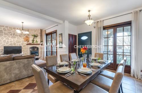 Donja Kostanjica Villa | Kotor Bay Three Bedroom Villa with Private Pool
