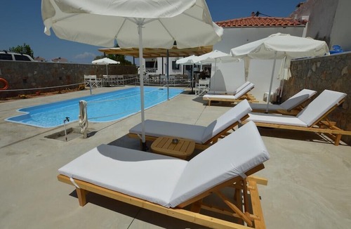 Scala Hotel | Koukounari Apartments