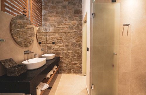 Nea Cryssi Akti Hotel | Kouros Blanc Resort & Suites