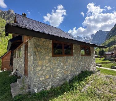Downtown House | Kuća broj 15
