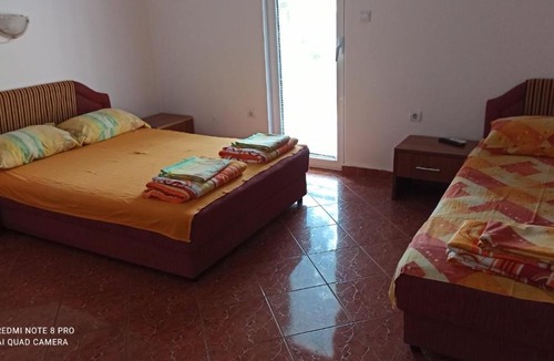 Velji Vinogradi Apartment | Kuća Todorović