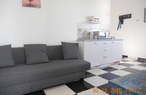Dobra Voda House | kuca za izdavanje,sa dva apartmana