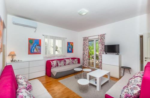 Grahovo Apartment | Kumbor beauty