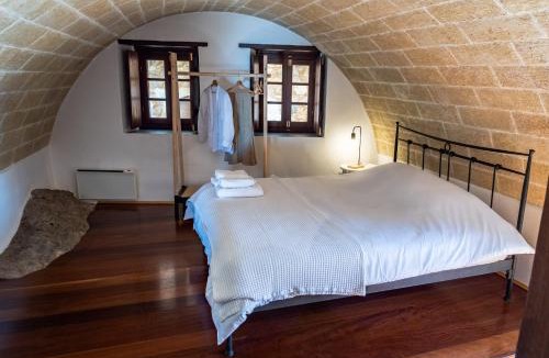 Monemvasia House | Kyklamino Castlehouse