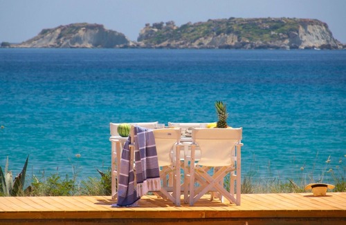 Paliki Apartment | Kyma - Beachfront villa suite -Grand Blue Beach Residence