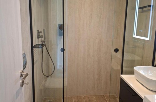 Agios Dimitrios Apartment | Kyomi Suites 3