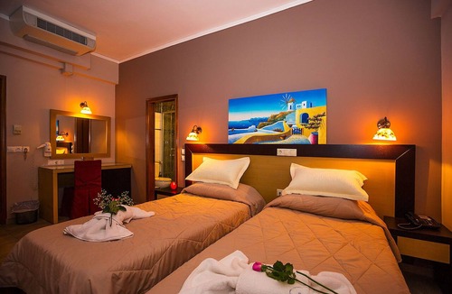 Kiparissia Hotel | Kyparissia Beach Hotel