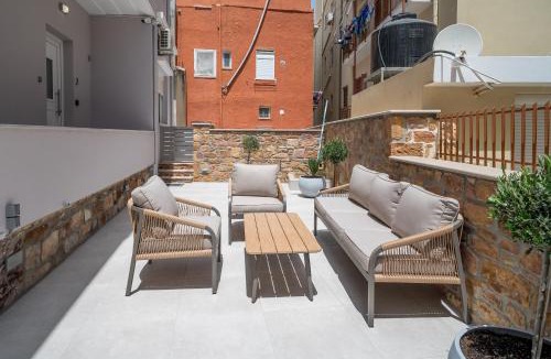 Chios Town Apartment | Kyra's Luxury Suites 2