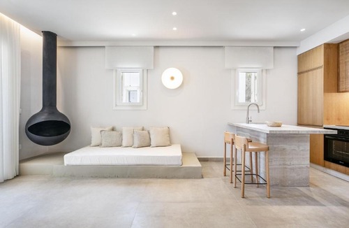 Loutra Apartment | Kythnos Blue - Suite 4 Luxurious, Sea Front