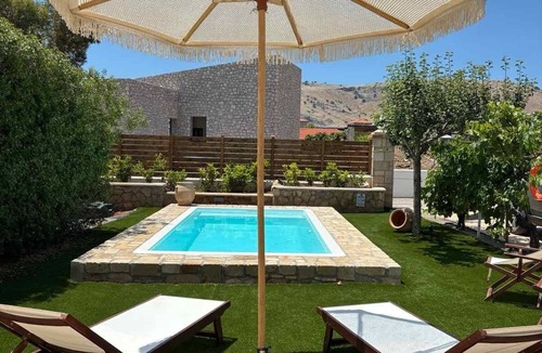 Lardos Villa | La Casetta Della Nonna