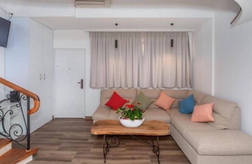 Zeljeznica Apartment | La Costa Apartments