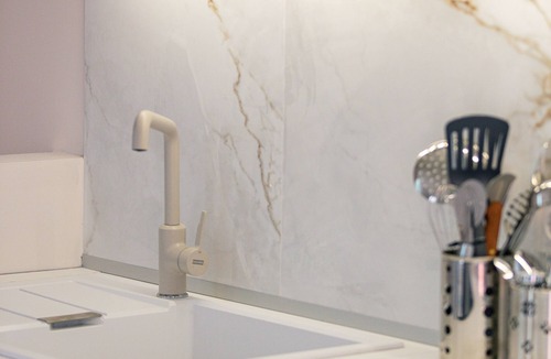 Old Town Rethymnon Apartment | La Luna Della Loggia A3 Suite, Sensing the Beat of the Old Town!