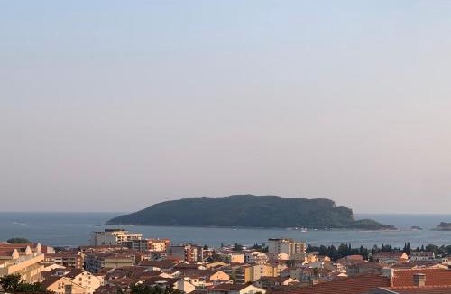 Podmaine Apartment | La Maison Panoramique Budva