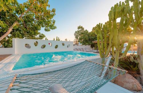 Glastros Hotel | La Stella Stay