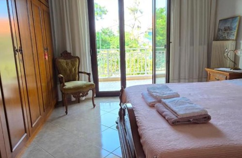 Thasos Town Apartment | Lace Elegance