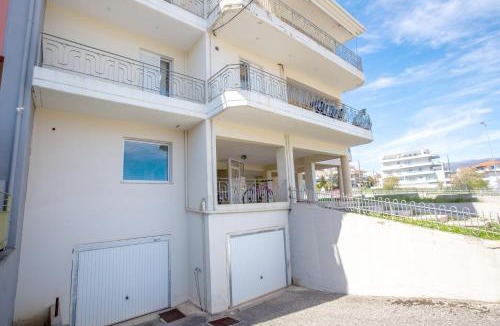 Ioannina Apartment | Lago sul fondo