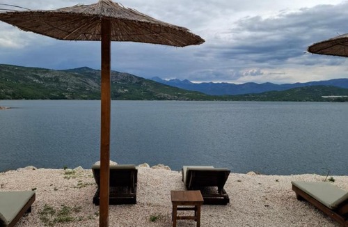Niksic Municipality Apartment | Lake Apartment Krupac