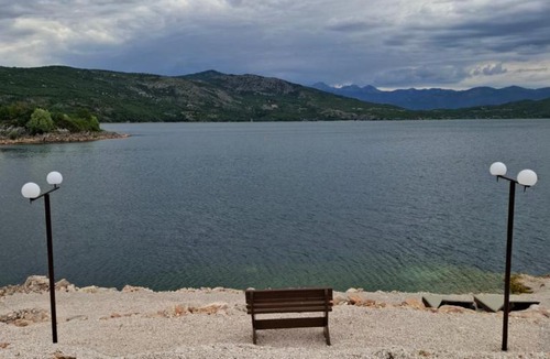 Niksic Municipality Apartment | Lake Apartment Krupac