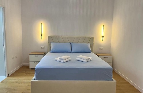 Rade Hostel | Lake Breeze