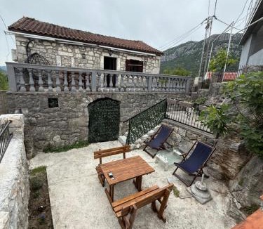 Dodosi Apartment | Lake Escape Dodoši