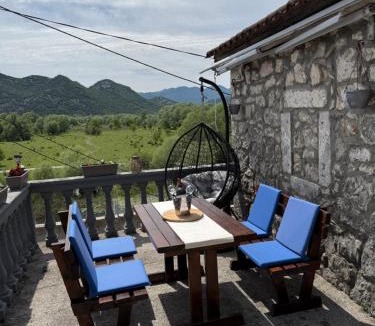 Dodosi Apartment | Lake Escape Dodoši