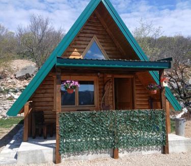 Niksic Municipality Ski Chalet | Lake house angela