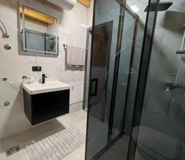 Plav House | LakeSideCottage