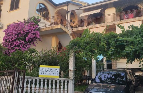 Meljine House | Laki-in