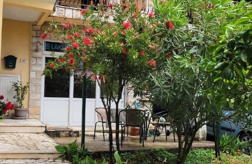 Meljine House | Laki-in