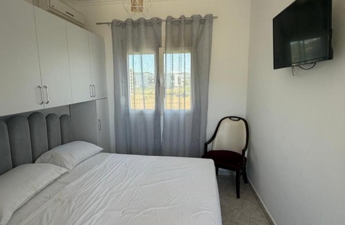 Ishem House | Lalëz Villa Hoxha