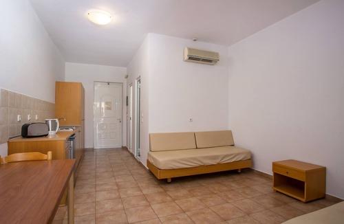 Lindos Hotel | Lambis Studios & Apartments