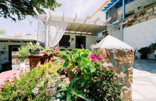 Patmos House | Lampi's House