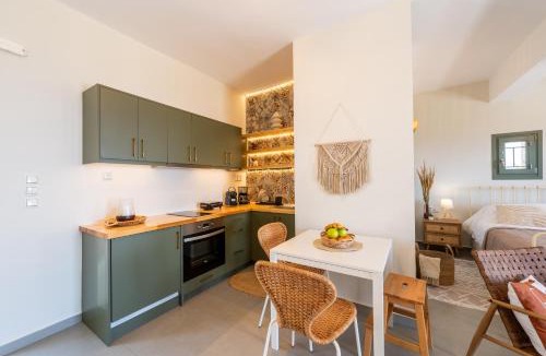 Alika Apartment | Latoma Mediterranean House
