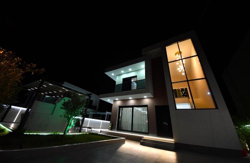 Ishem Villa | Lavéa Villa