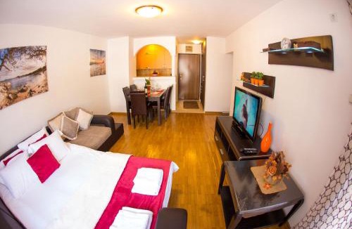 Rozino Apartment | Lav Apartman Budva