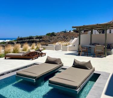 Santorini Hotel | Lavadoze Luxury Suites