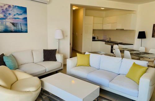 Donji Morinj Apartment | Lavender Bay Apartment B13