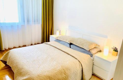 Donji Morinj Apartment | Lavender Bay Apartment B13