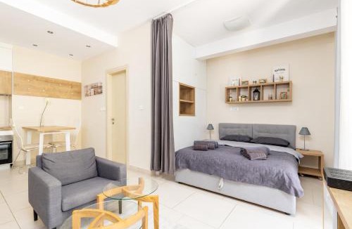 Donji Morinj Apartment | Lavender Bay E2-1-studio apartment