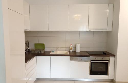 Donji Morinj Apartment | Lavender Bay View