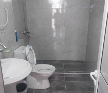 Gjirokaster Bed & Breakfast | Ledion Apartment