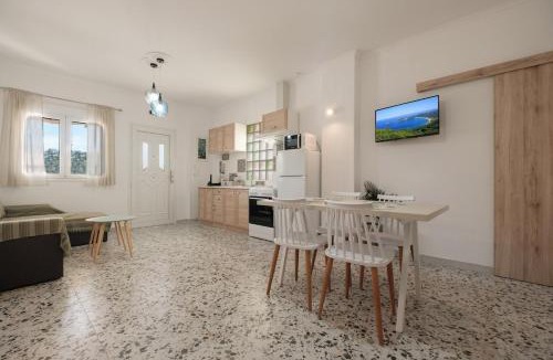 Magoulades Apartment | Lefka Apartment - Ground Floor