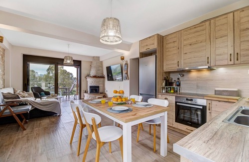 Spanokhorion House | Lefkada View Villa Vasiliki 1 Apartment with Garden near Lefkada Town and Bridge