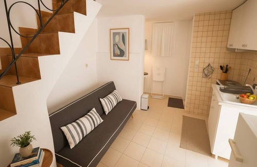 Lefkes Apartment | Lefkes Home with Village Views