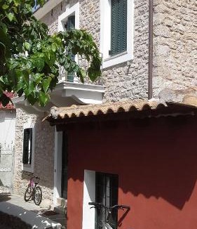 Gefira Mpania Villa | Leludas guesthouse