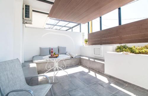Faliraki Apartment | Len Art Alternative Studios