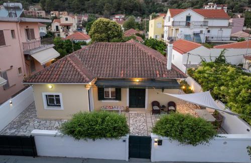 Agia Efimia House | Lena’s traditional villa