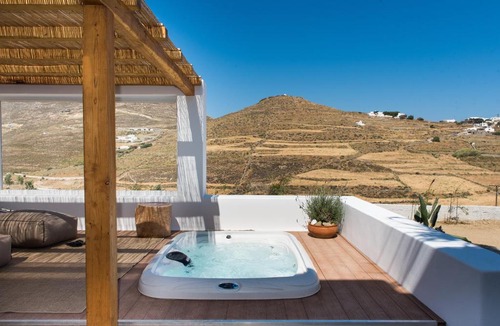 Ano Mera House | Levantes House Mykonos