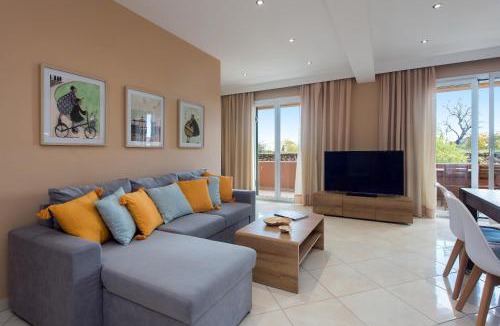 Corfu Town Apartment | Lia's Home Two