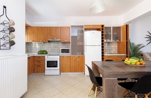 Panormos Apartment | Lili Seafront 2BDR house, everything on foot!